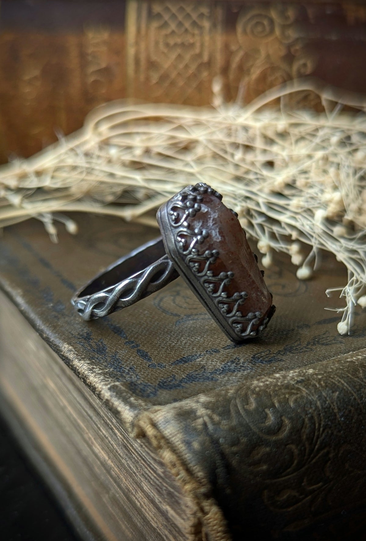 Sunstone coffin ring size 5.5