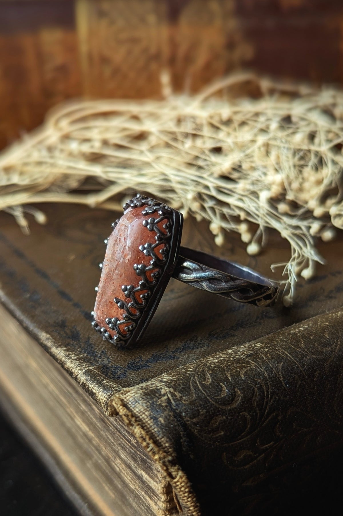 Sunstone coffin ring size 5.5