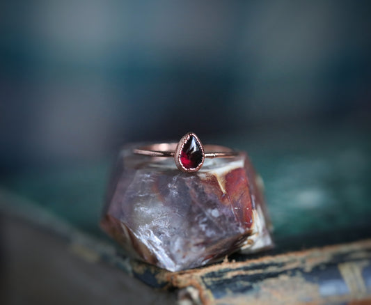Garnet ring// size 7.5 U.S